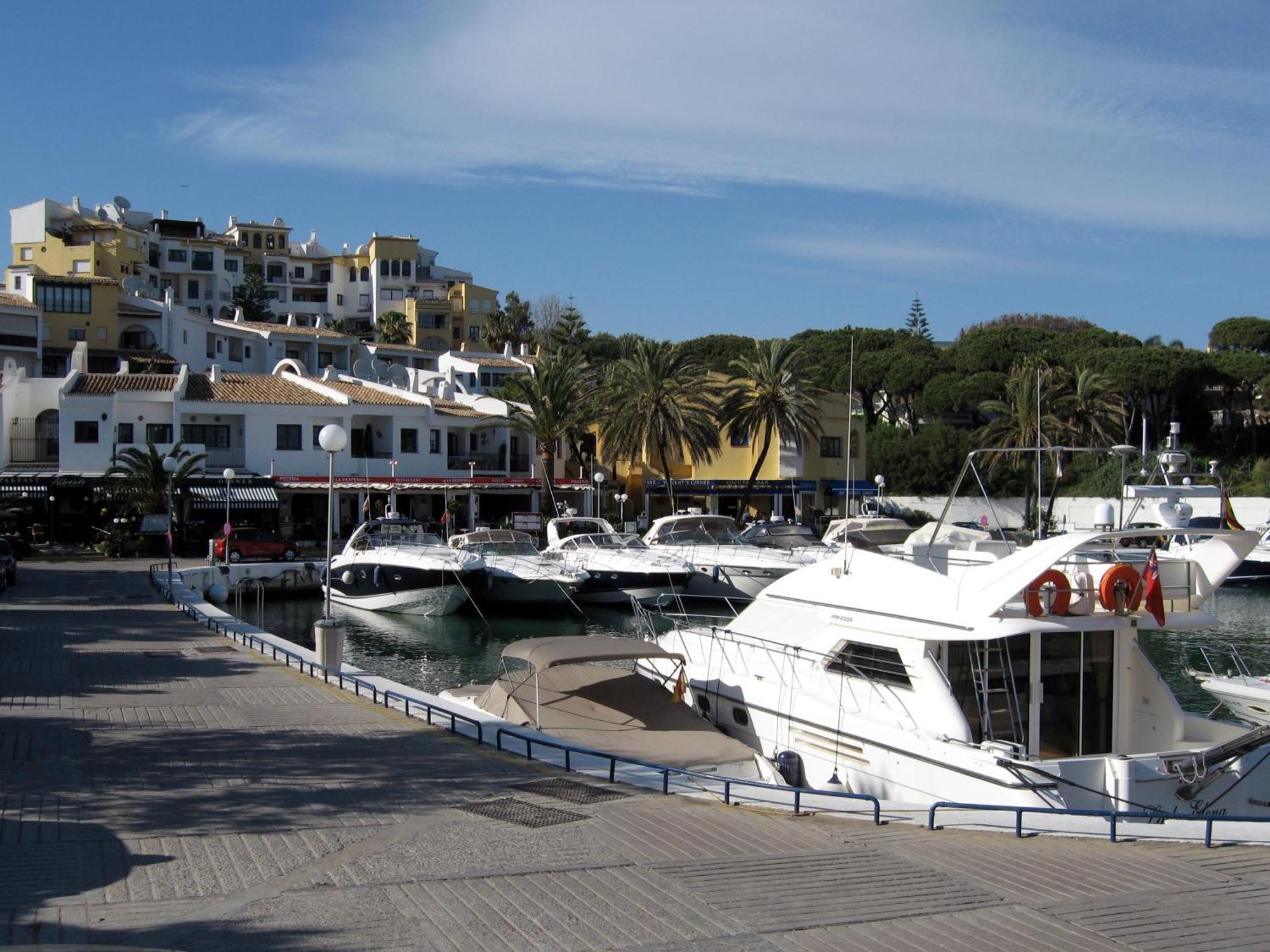 Romana Playa 132 Apartment By Ghr Rentals Marbella Exterior photo